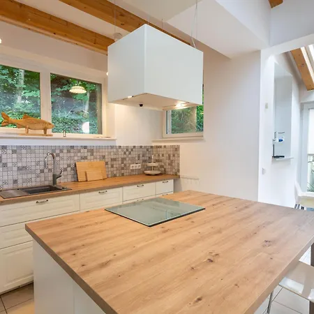 Ejas Haus Am Tatil Evi